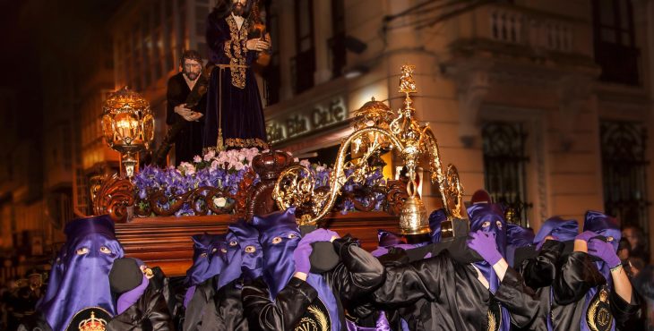 Preparan cortejos procesionales de Semana Santa en Guatemala