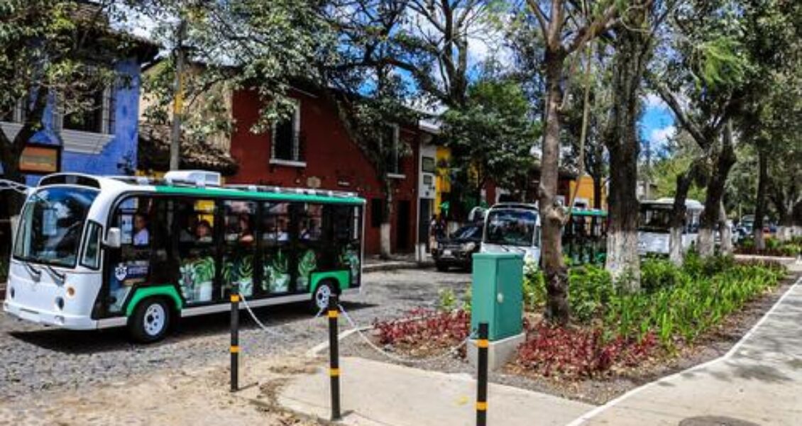 Buses eléctricos que se usarán en Cuaresma y Semana Santa