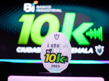 Carrera nocturna 10k en la Ciudad de Guatemala