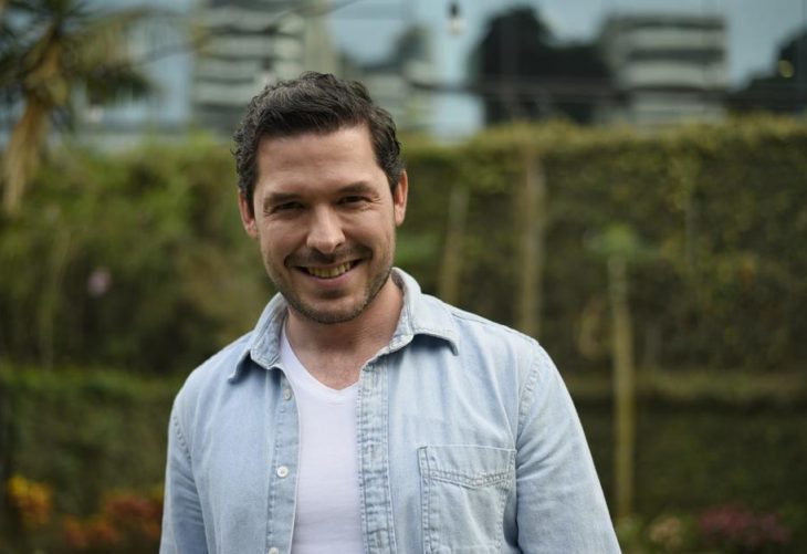 Jorge Lozano H invita a las guatemaltecas a dejar a los «cucarachos»