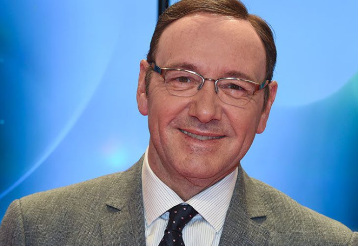 Caso Kevin Spacey: Describe al actor como “violento e insistente”