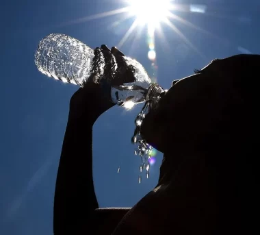 ONU: El mundo debe prepararse para olas de calor más intensas