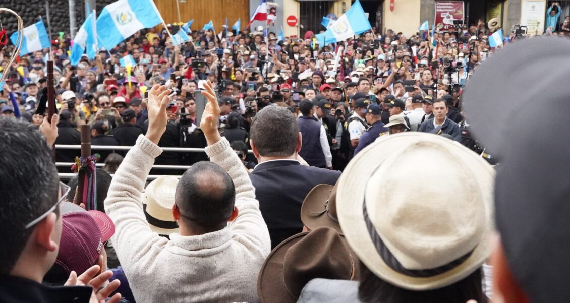 Bernardo Arévalo encabezó manifestación pacífica