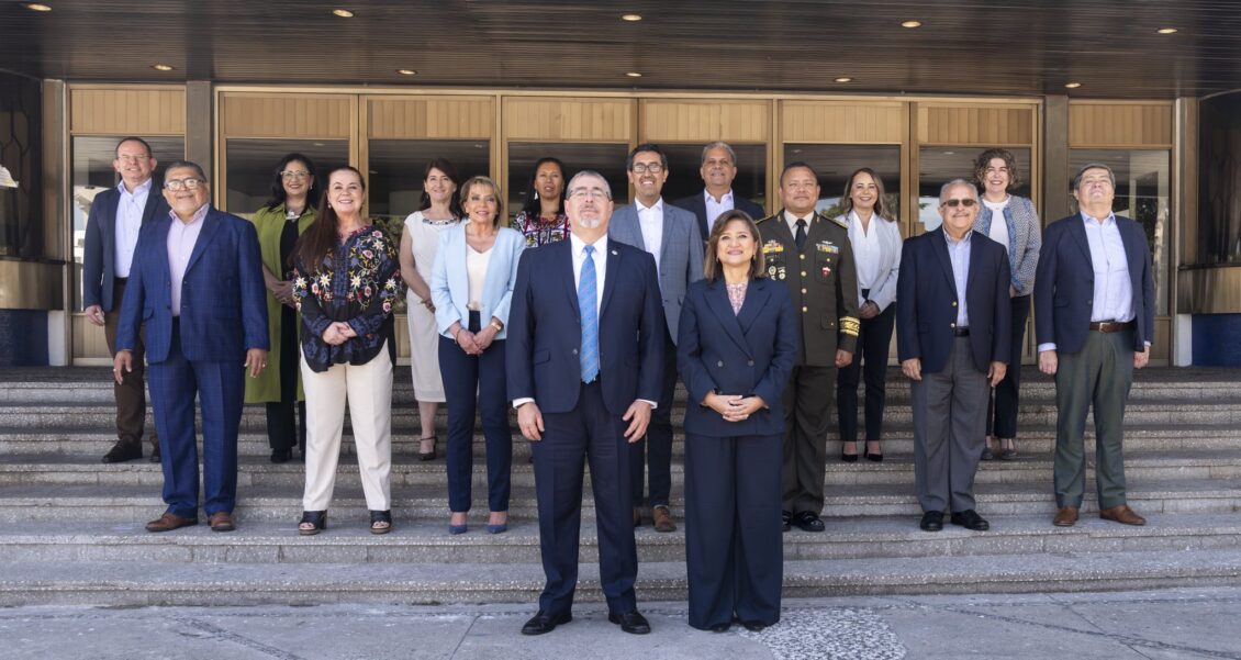 Presidente electo de Guatemala, Bernardo Arévalo, presenta a su gabinete