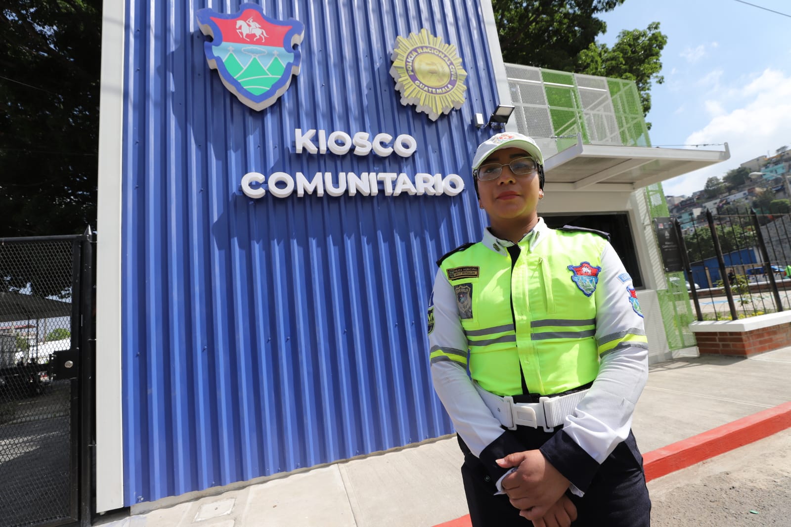 Ricardo Quiñónez, inaugura kiosco comunitario en Zona 18 para fortalecer la prevención contra la violencia y el delito