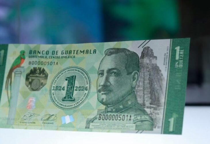 El quetzal un billete con un diseño único. Descubre su versión conmemorativa