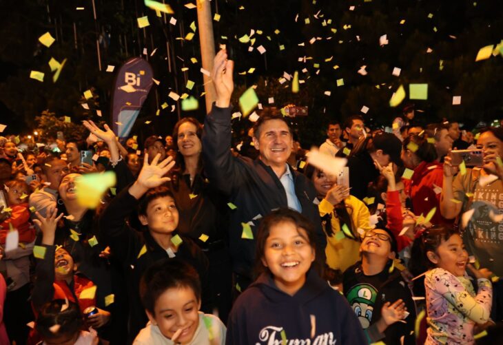 Tradicional Desfile Navideño invade las calles la Capital