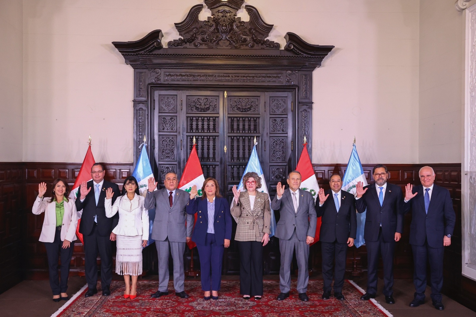 TLC Guatemala-Perú entra en nueva etapa tras firma de protocolo