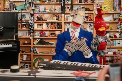 31 Minutos conquista Tiny Desk con su humor y creatividad musical