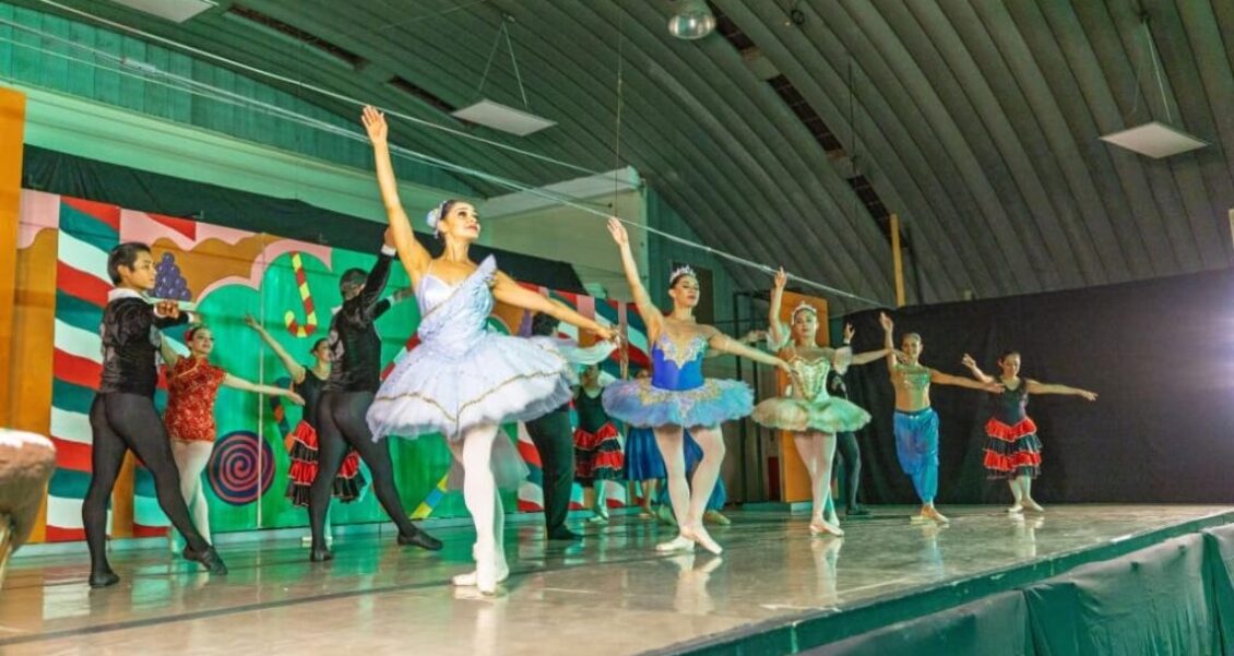 “El Cascanueces” cautivó al público en San Lucas Sacatepéquez