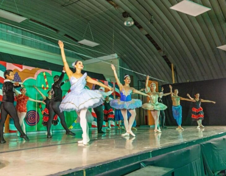 “El Cascanueces” cautivó al público en San Lucas Sacatepéquez