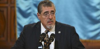 Bernardo Arévalo afirma que su gobierno combate la corrupción