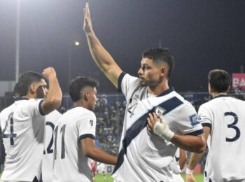 Guatemala supera a Surinam y lo manda al repechaje