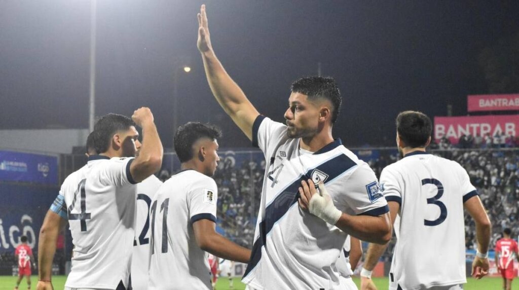 Guatemala supera a Surinam y lo manda al repechaje
