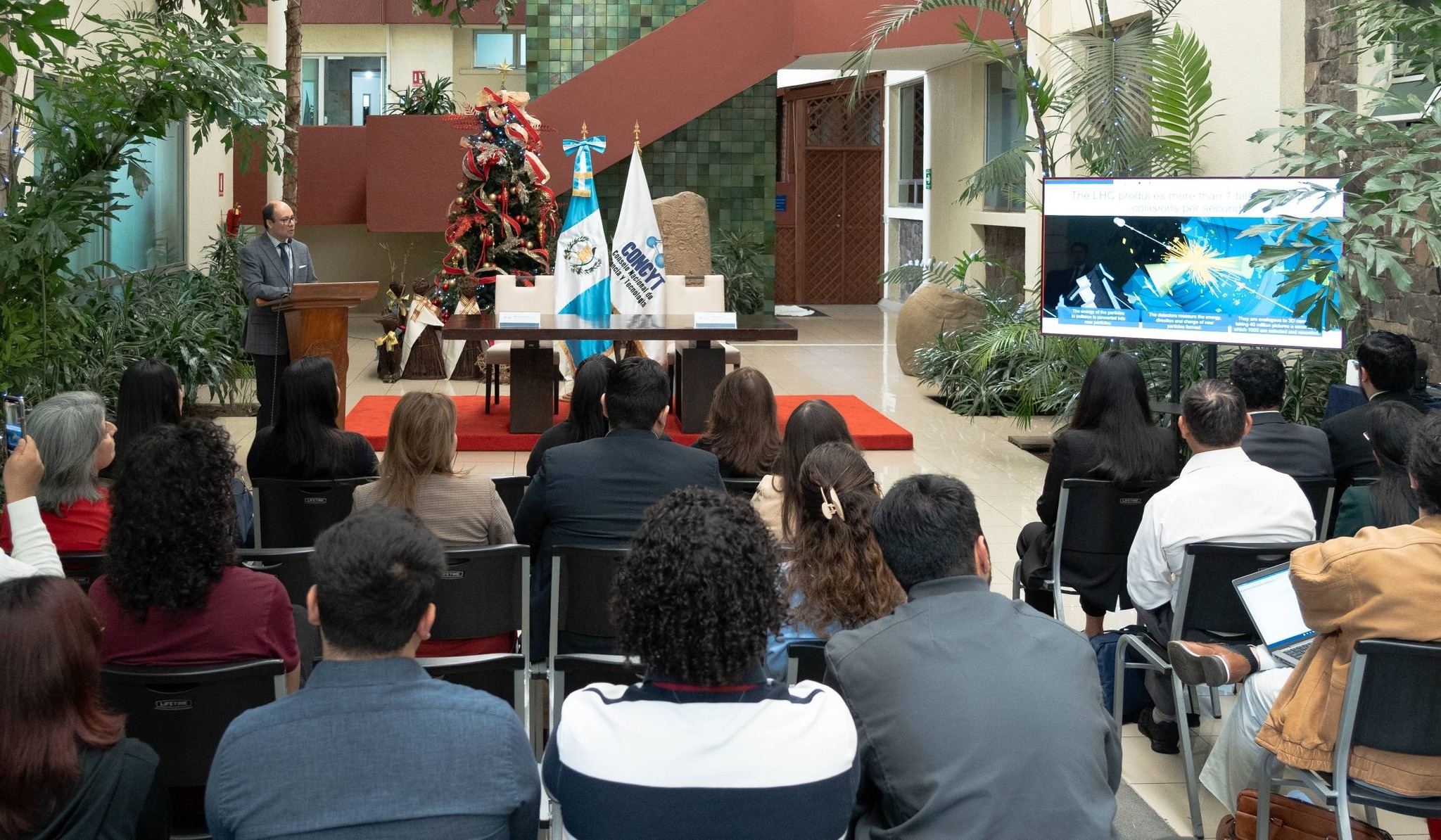 Guatemala fortalece su diplomacia científica con el CERN