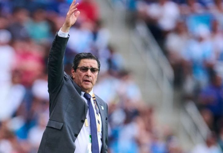 Luis Fernando Tena seguirá siendo DT de Guatemala