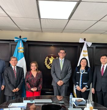 Guatemala inicia proceso para renovar al TSE