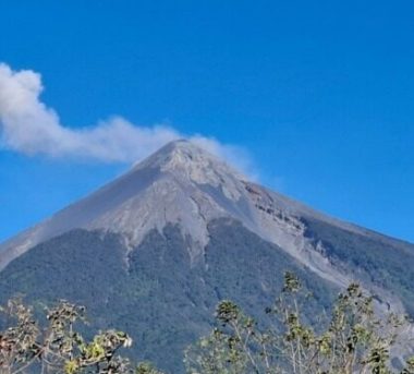 Se activó una alerta por actividad en el volcán de Fuego: esto debes saber.