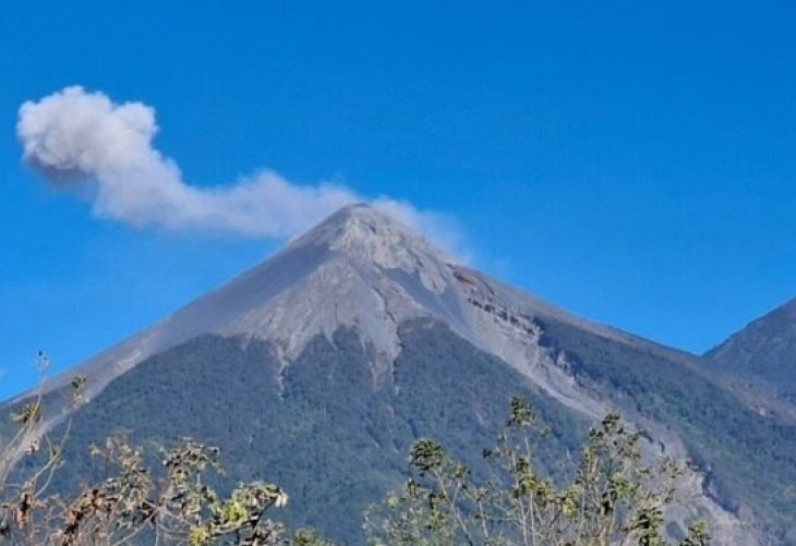 Se activó una alerta por actividad en el volcán de Fuego: esto debes saber.