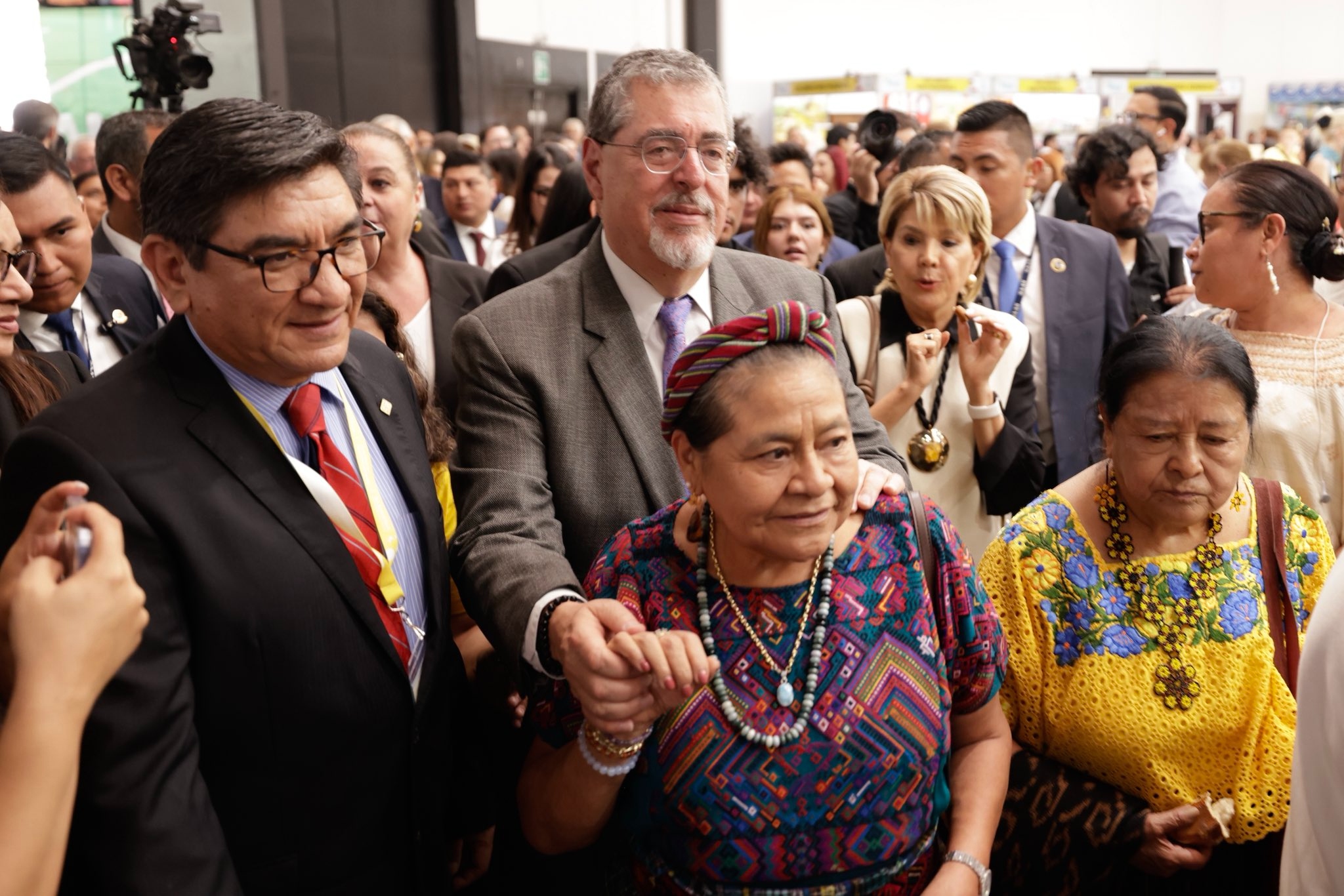 FILGUA 2026 rinde homenaje a Rigoberta Menchú en Guatemala