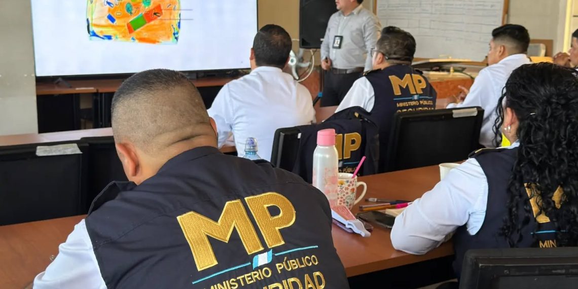 Aeropuerto La Aurora: MP mejora uso de Rayos X con AVSEC