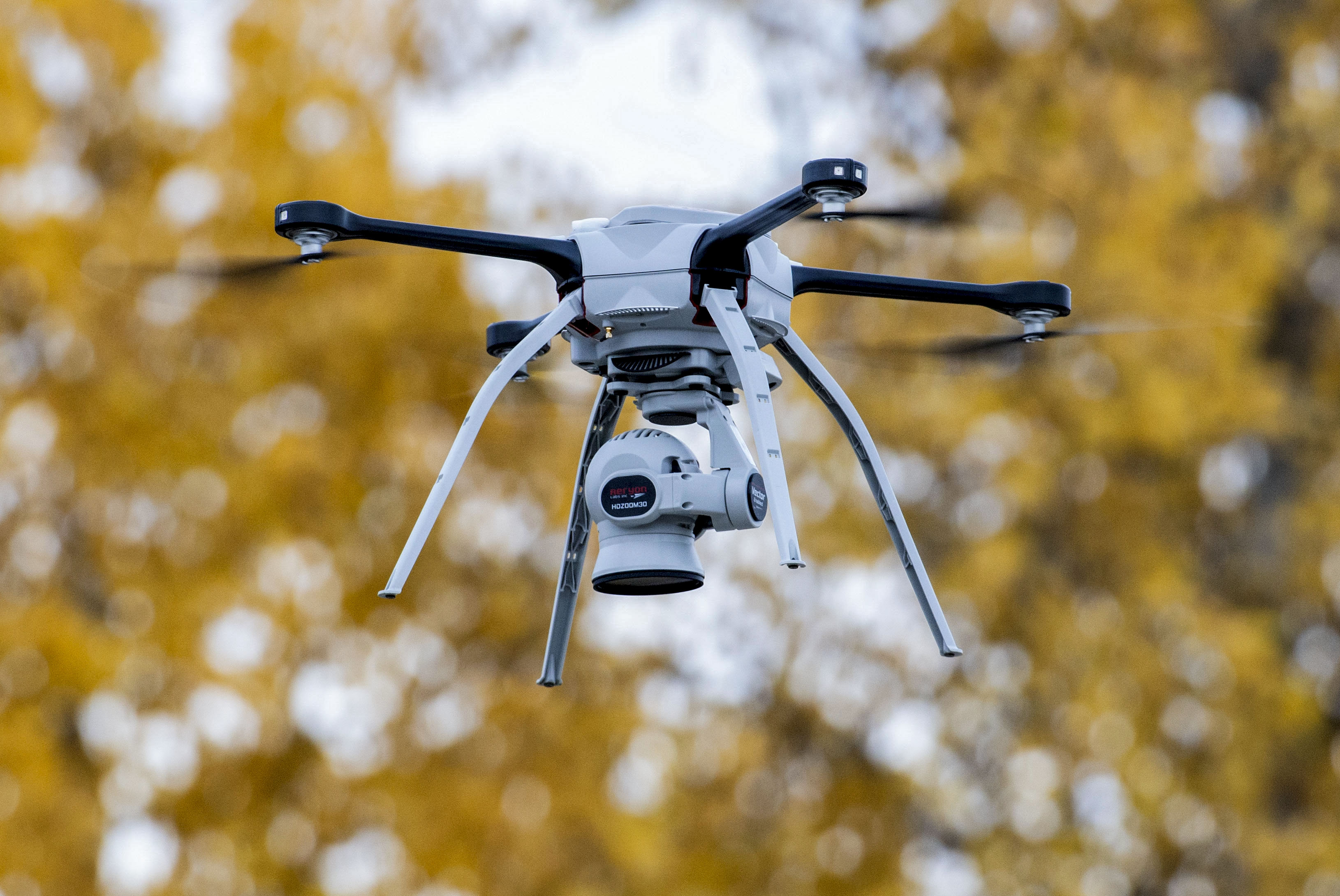 Ucrania y la nueva guerra: drones, IA y bajo costo