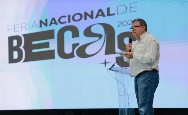 Fondo Nacional de Becas impulsa el desarrollo de jóvenes