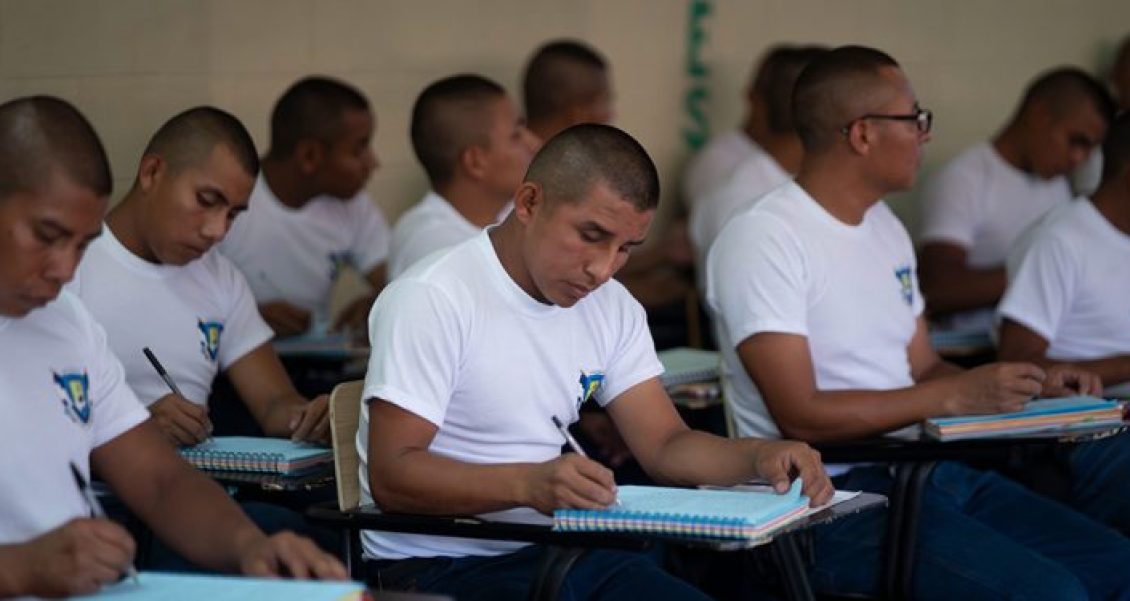 Proceso de formación Agente Policía Nacional Civil integral
