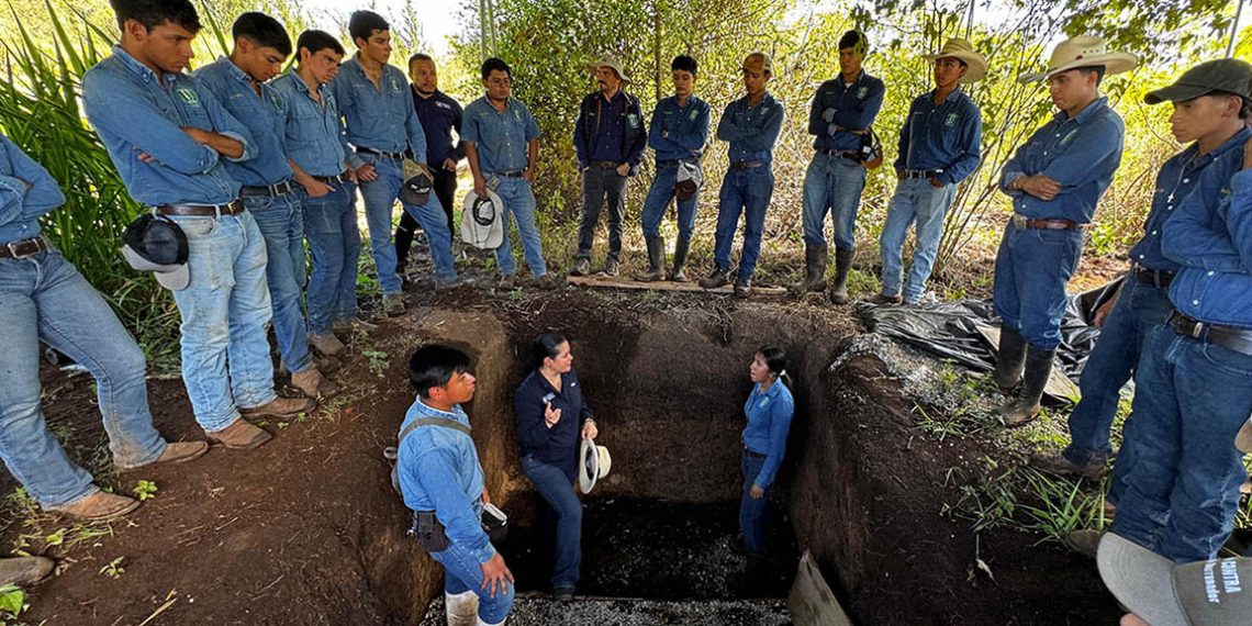 Avanza programa Suelos y Agua para el Futuro ENCA hoy.